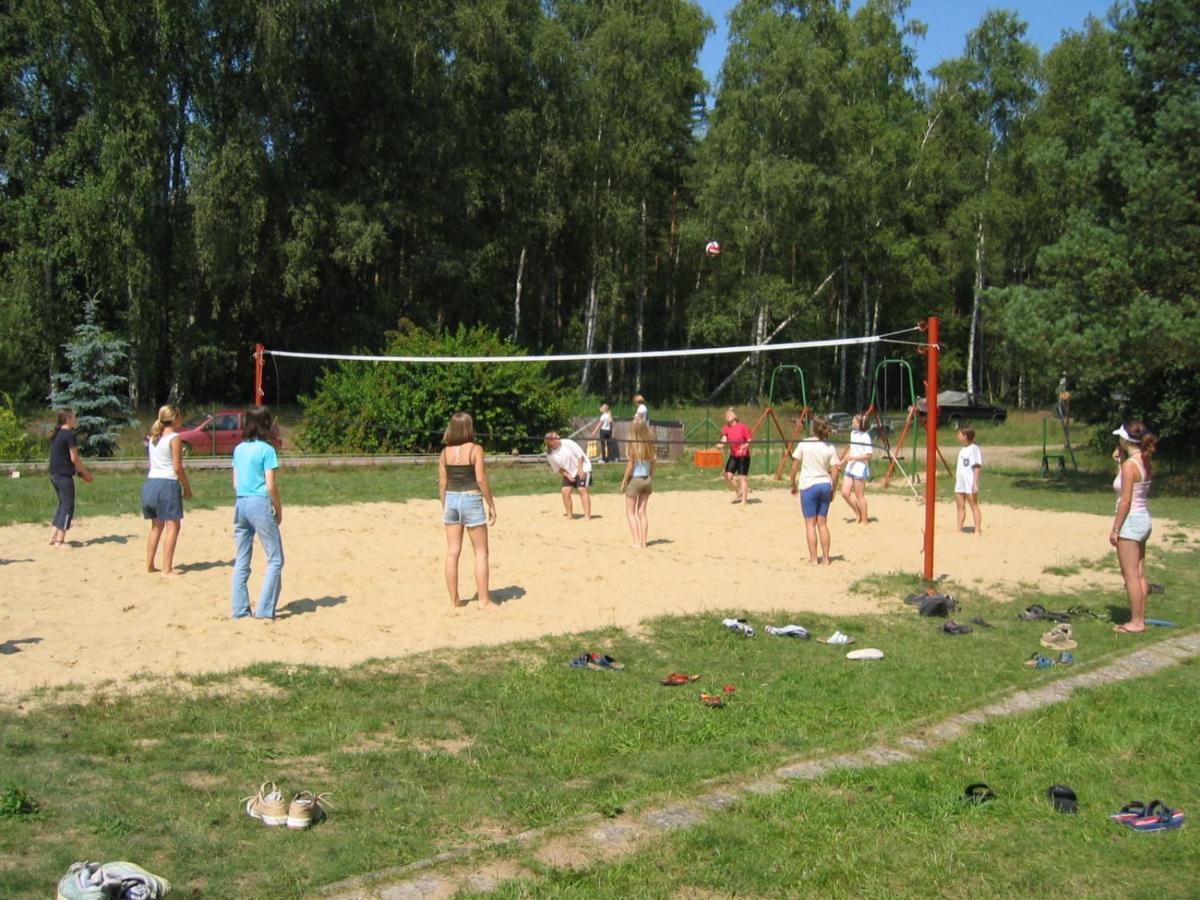 Gruppenbungalow-Waldhaus-Am Ferienpark Mirow Buitenkant foto