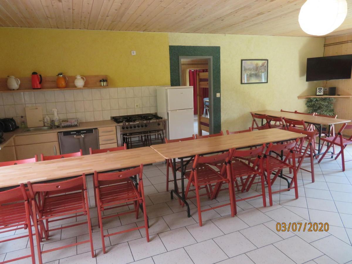 Gruppenbungalow-Waldhaus-Am Ferienpark Mirow Buitenkant foto